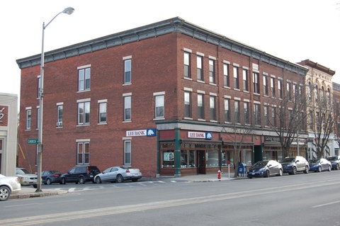 The Barrington - Renee 30