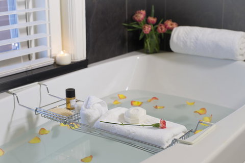 The Barrington - Renee 4