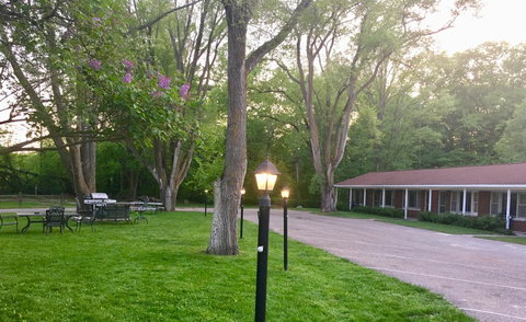 Elk Rapids Lakeshore Inn - Renee 2