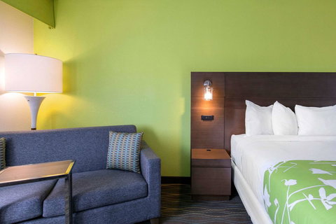 The Grand River Hotel, An Ascend Hotel Collection Member Grand Rapids - Renee 9