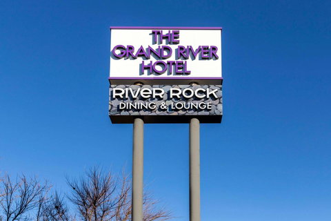 The Grand River Hotel, An Ascend Hotel Collection Member Grand Rapids - Renee 1