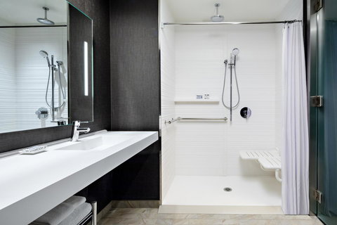 AC Hotel Grand Rapids Downtown - Renee 3