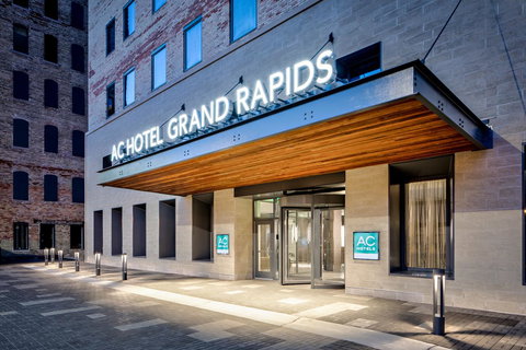 AC Hotel Grand Rapids Downtown - Renee 0