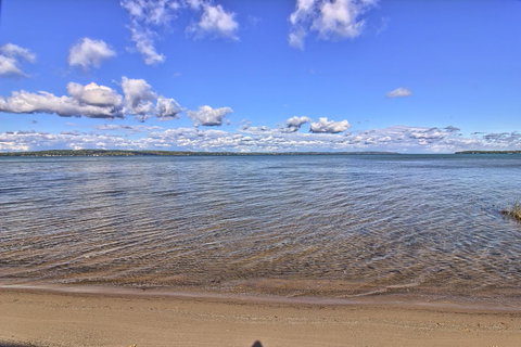 302 North Shore Inn - Renee 15