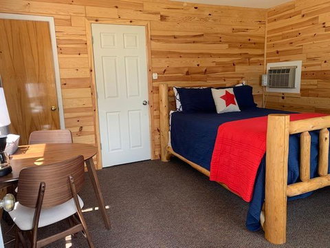 Grand Lake Resort - Internet Find 12