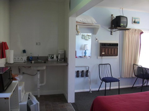 Grand Lake Resort - Internet Find 37