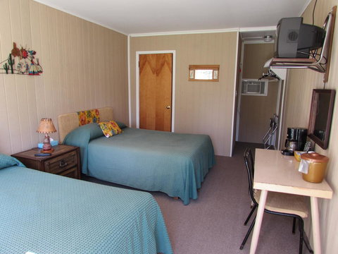 Grand Lake Resort - Internet Find 39