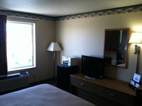 Days Inn By Wyndham Worthington - Internet Find 15