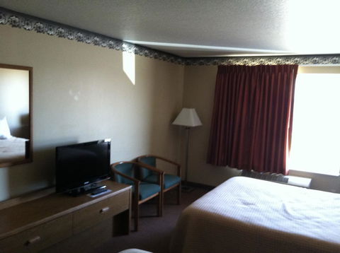 Days Inn By Wyndham Worthington - Internet Find 3