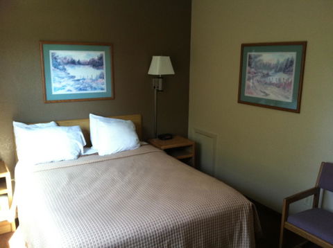 Days Inn By Wyndham Worthington - Internet Find 31