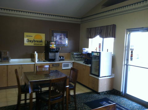 Days Inn By Wyndham Worthington - Internet Find 7
