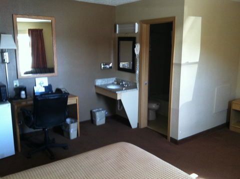 Days Inn By Wyndham Worthington - Internet Find 21