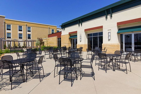 Comfort Suites & Conference Center Worthington - Internet Find 32