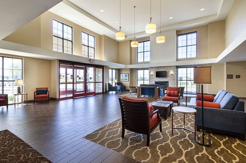 Comfort Suites & Conference Center Worthington - Internet Find 29