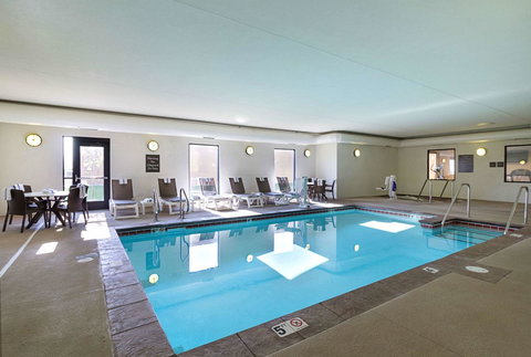 Comfort Suites & Conference Center Worthington - Internet Find 41