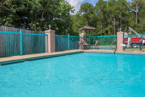 Ramada Limited Ocean Springs - Internet Find 42