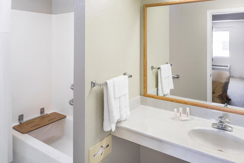 Ramada Limited Ocean Springs - Internet Find 15