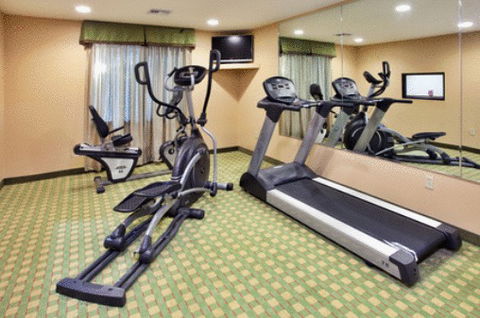 Holiday Inn Express Hotel & Suites Biloxi- Ocean Springs - Internet Find 4