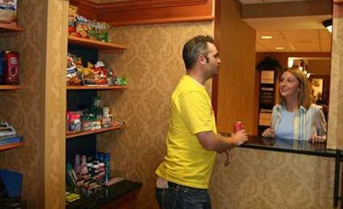 Hampton Inn & Suites McComb - Renee 7