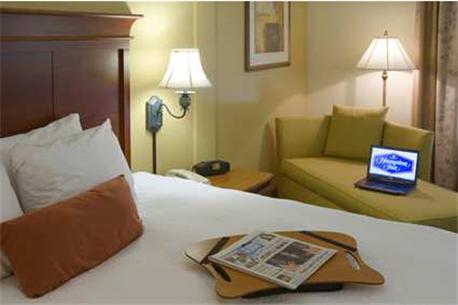 Hampton Inn & Suites McComb - Renee 9