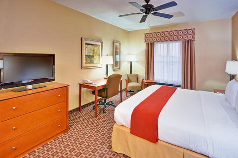 Holiday Inn Express McComb - Renee 7