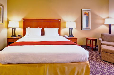 Holiday Inn Express McComb - Renee 1