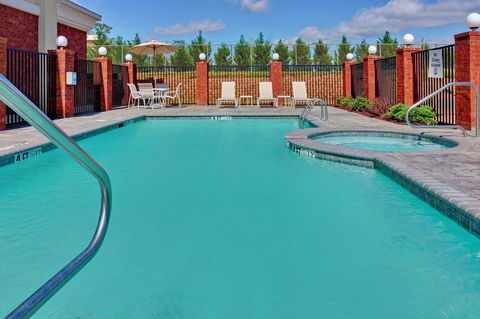 Holiday Inn Express McComb - Renee 25