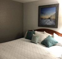 Jorgenson's Inn  Suites