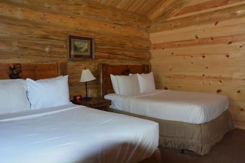 The Roosevelt Hotel - Yellowstone - Renee 23