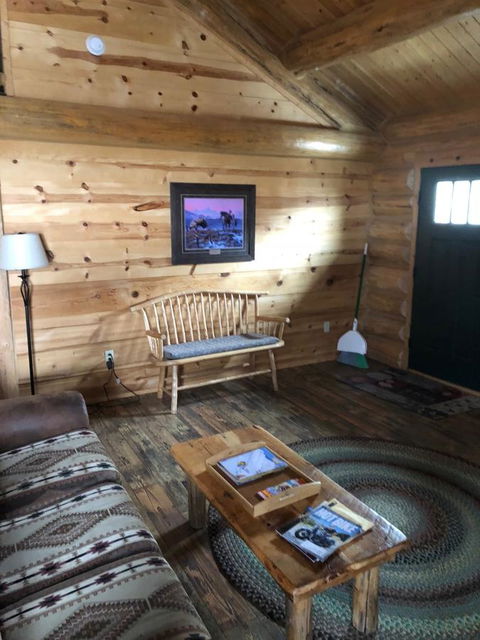 The Roosevelt Hotel - Yellowstone - Renee 34