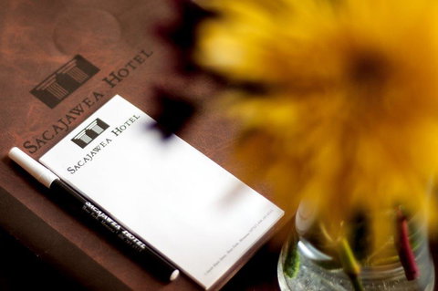 The Sacajawea Hotel - Renee 20