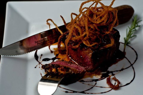 The Sacajawea Hotel - Renee 14