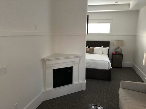 The Sacajawea Hotel - Renee 2