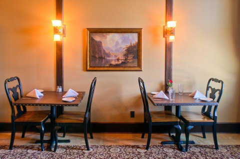 The Sacajawea Hotel - Renee 30