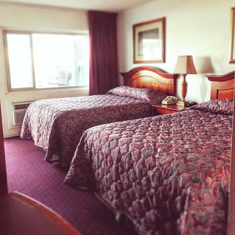 Budget Inn Express Helena - Swimm 8