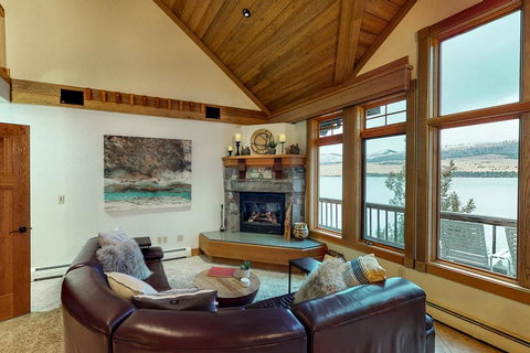 Big Arm Bay Getaway - Renee 21