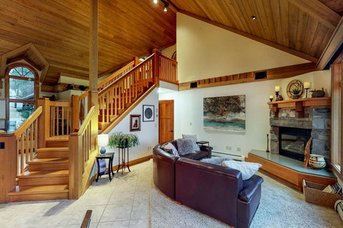 Big Arm Bay Getaway - Renee 4