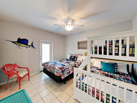 136 Dunes Home 2 Units Home - Internet Find 21