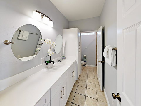 136 Dunes Home 2 Units Home - Internet Find 8