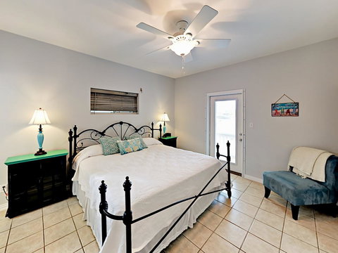 136 Dunes Home 2 Units Home - Internet Find 12