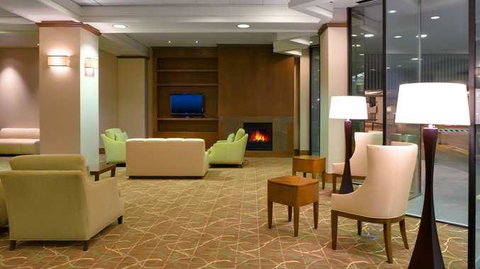 DoubleTree By Hilton Hotel & Executive Meeting Center Omaha-Downtown - Renee 33