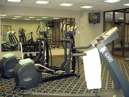 DoubleTree By Hilton Hotel & Executive Meeting Center Omaha-Downtown - Renee 23