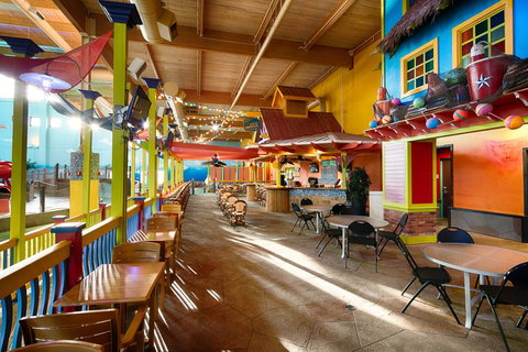 Ramada Plaza By Wyndham Omaha - Renee 32