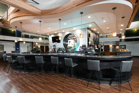 Ramada Plaza By Wyndham Omaha - Renee 41