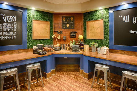 Ramada Plaza By Wyndham Omaha - Renee 36