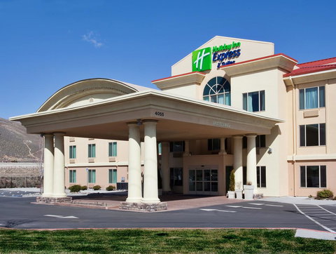 Holiday Inn Express Hotel & Suites Carson City - Renee 16