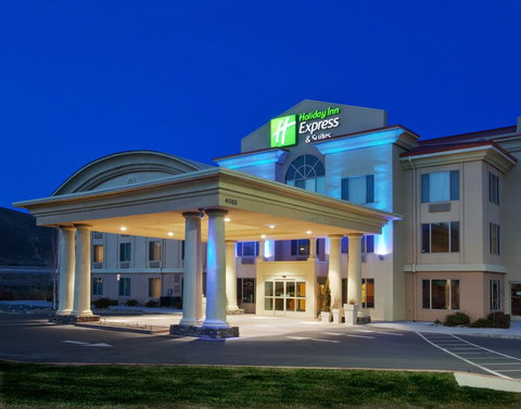 Holiday Inn Express Hotel & Suites Carson City - Renee 0