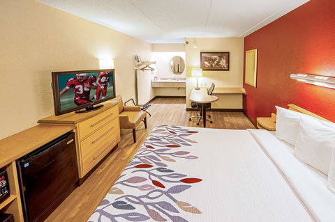 Red Roof Inn Salem - Internet Find 0