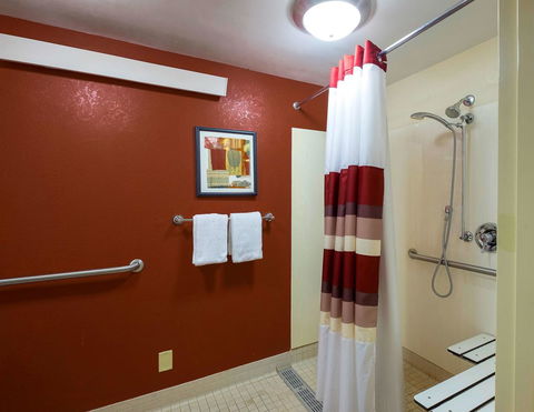 Red Roof Inn Salem - Internet Find 23