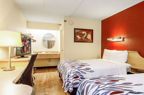 Red Roof Inn Salem - Internet Find 16